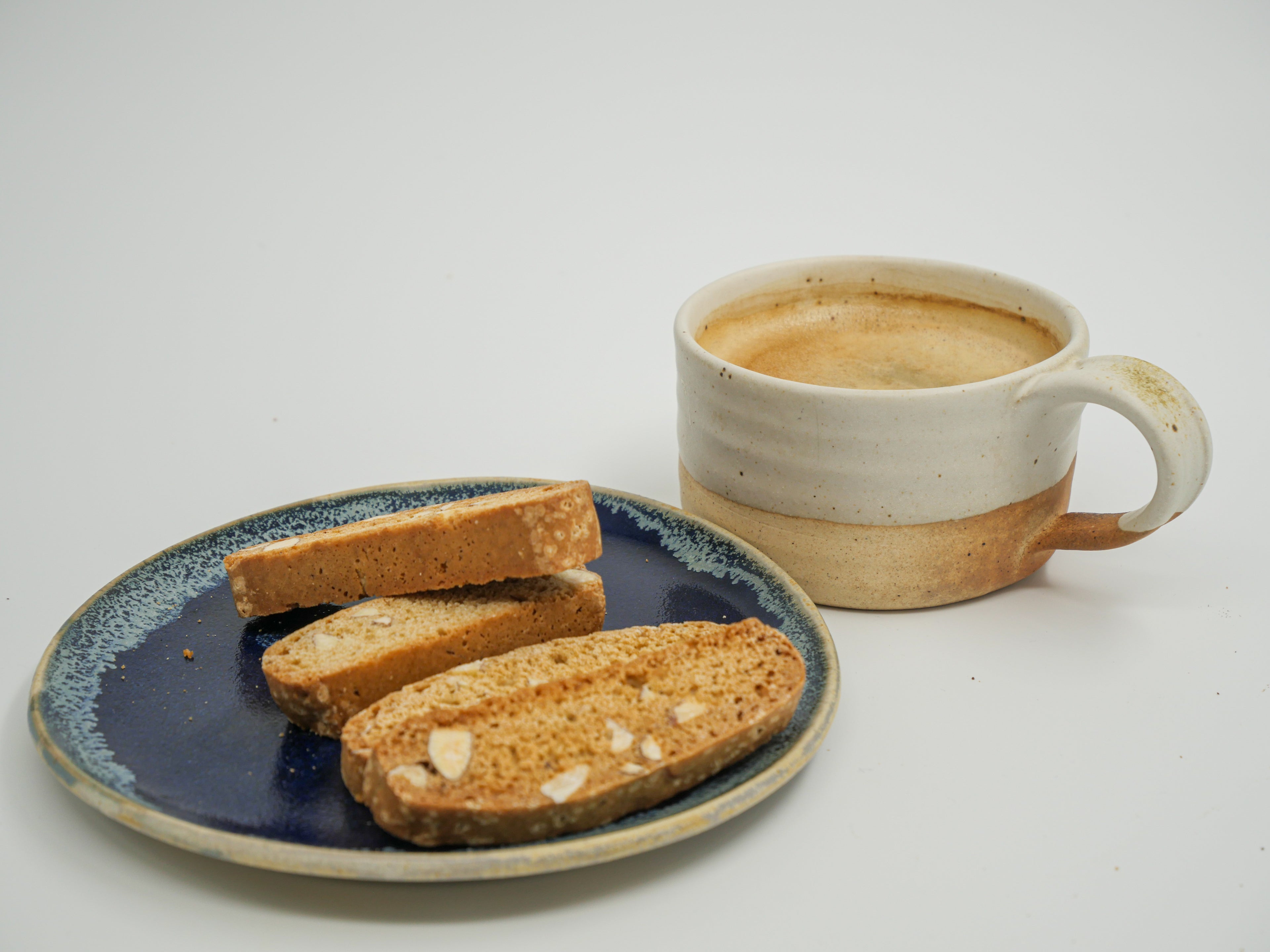 Almond biscotti – traditional Italian-style crisp cookies with roasted almonds