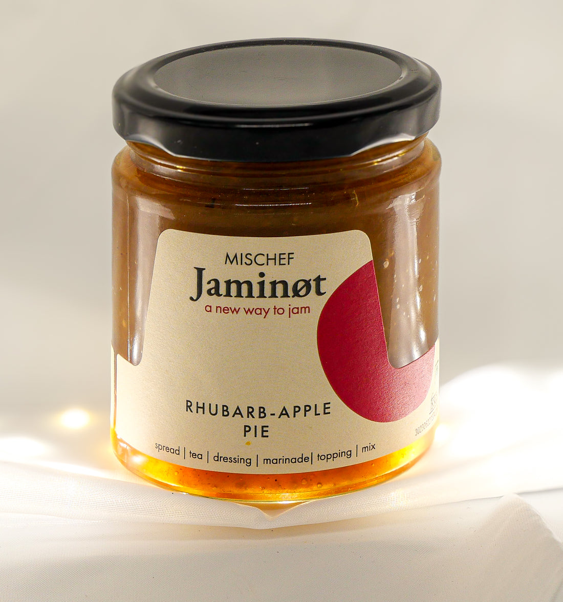 Rhubarb Apple Pie Jaminot – artisan cookie with tangy rhubarb and spiced apple jam by Mischef